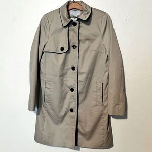 H&M Women’s Beige Trenchcoat Size 8 *Missing Belt